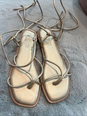 Cushionaire memory foam flat sandals